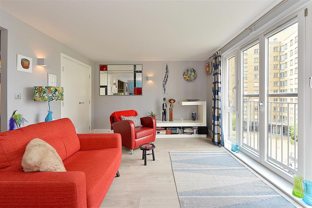 Property photo 1 of 9 Franklin-Building.Jpg