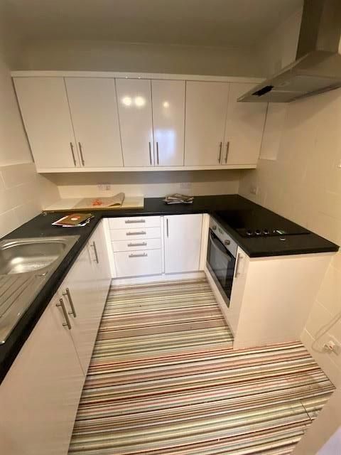 Property photo 1 of 5 Kitchen.Jpg
