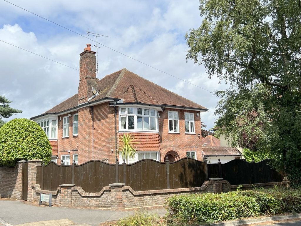 Property photo 1 of 38