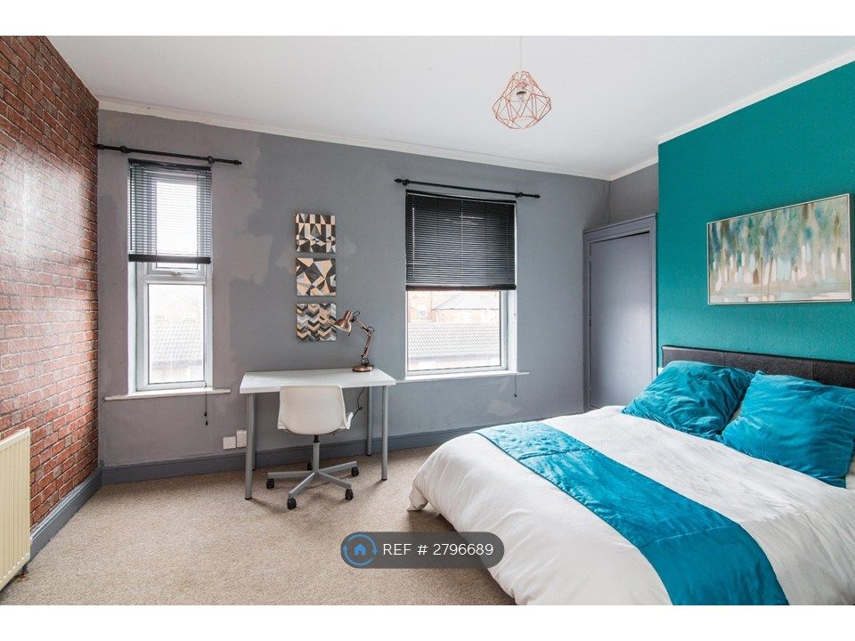 Property photo 1 of 10 Room E