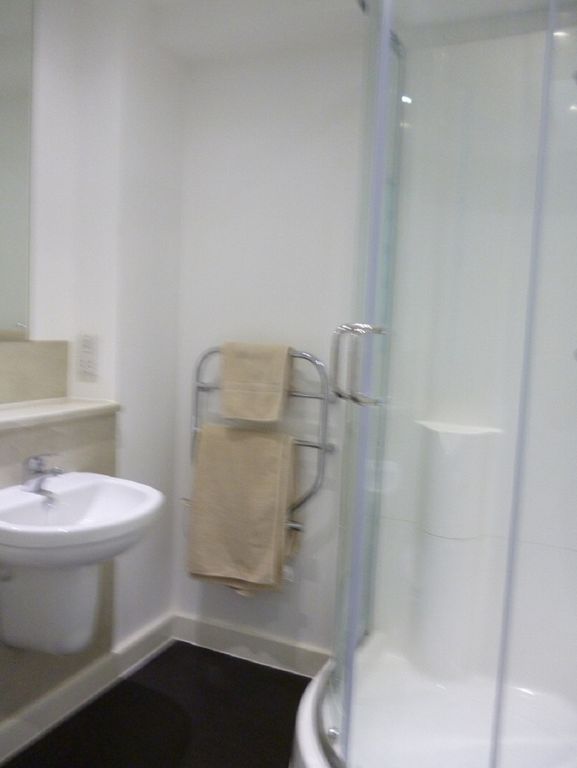 Property photo 3 of 4