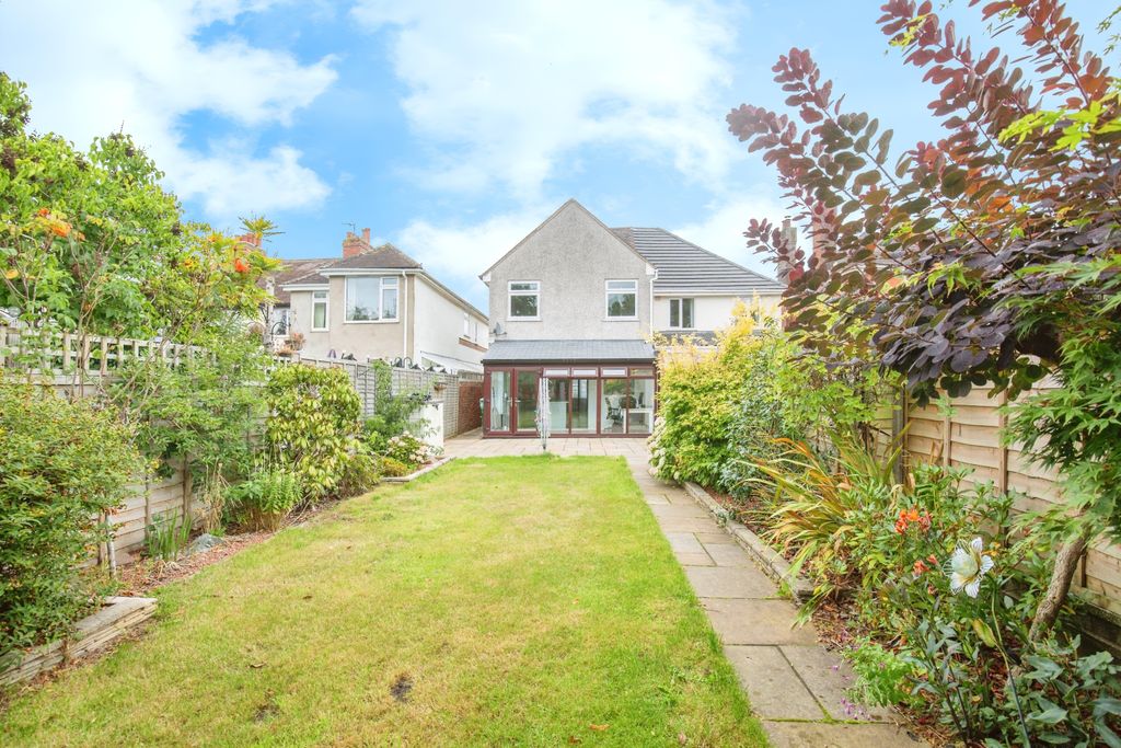 Property photo 3 of 21 9E764861-Mw-8150