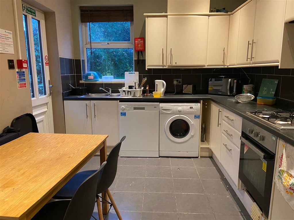 Property photo 2 of 8 Image2.Jpeg