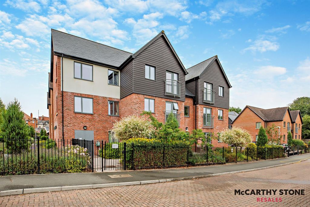 Property photo 1 of 25 Jebb Court