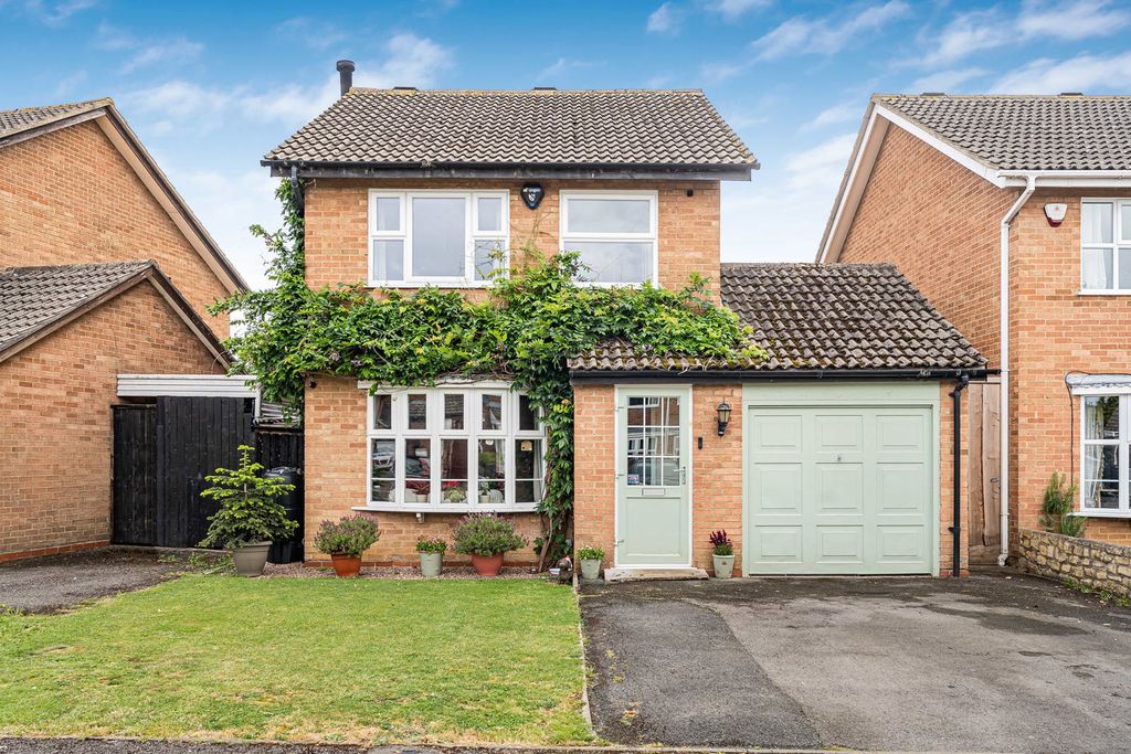 Property photo 1 of 16 23_83972