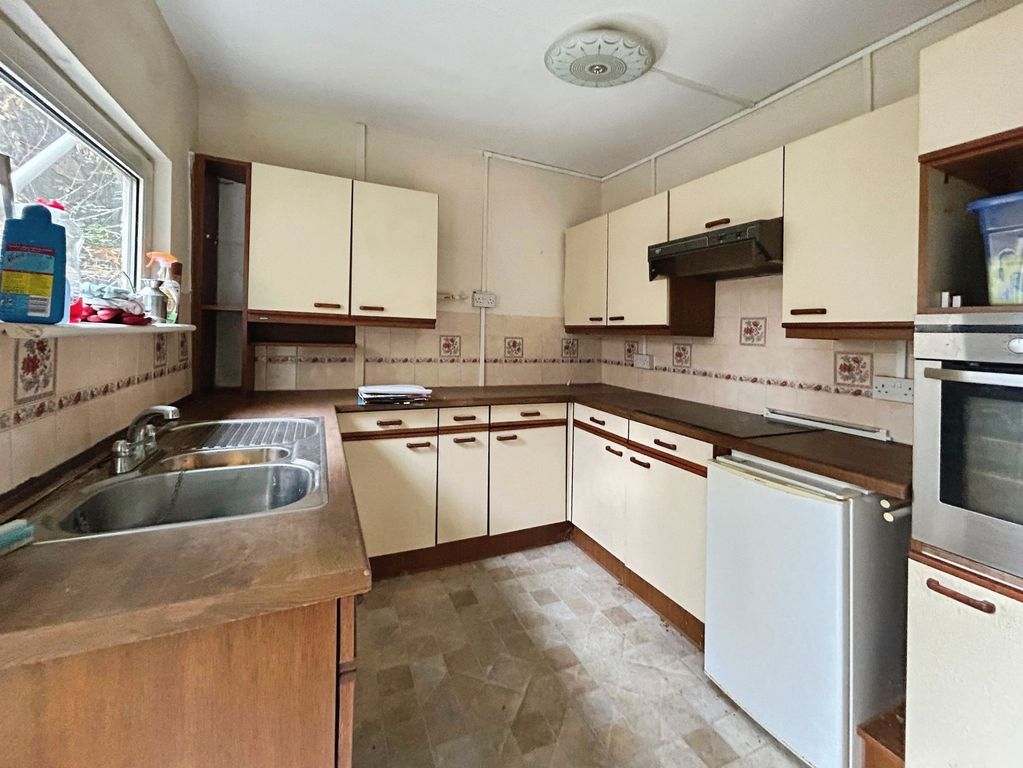 Property photo 3 of 26