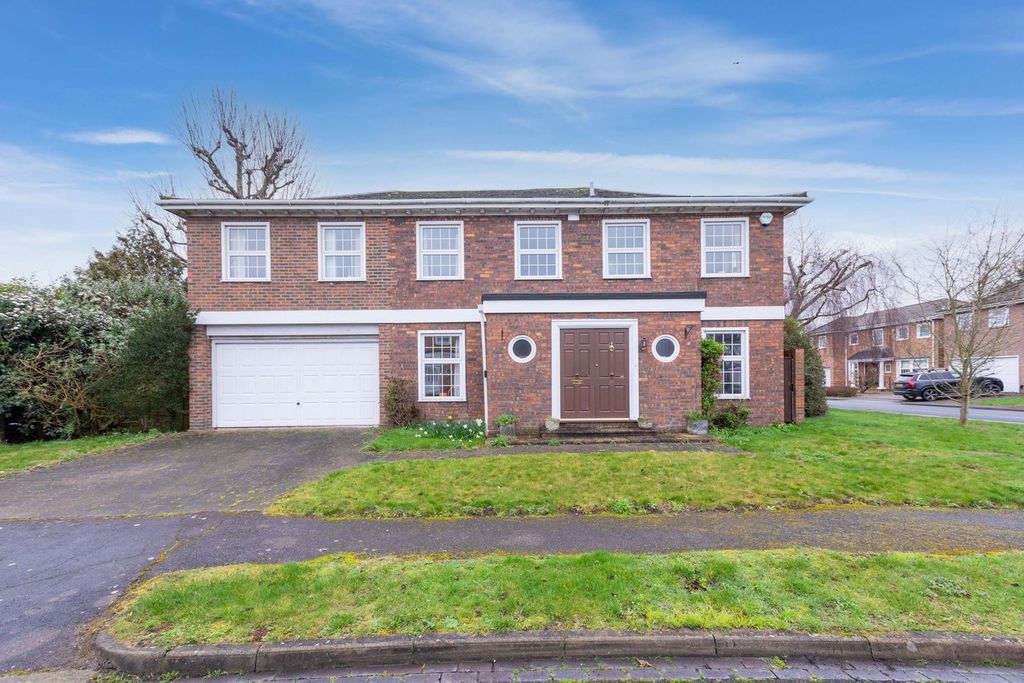 Property photo 1 of 25