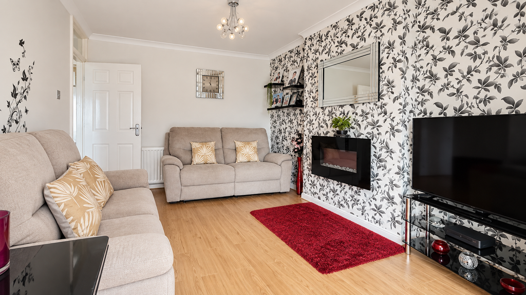 Property photo 2 of 18 C73008F4-B8Ad-487B-8377-Bc8F5F6Bb841