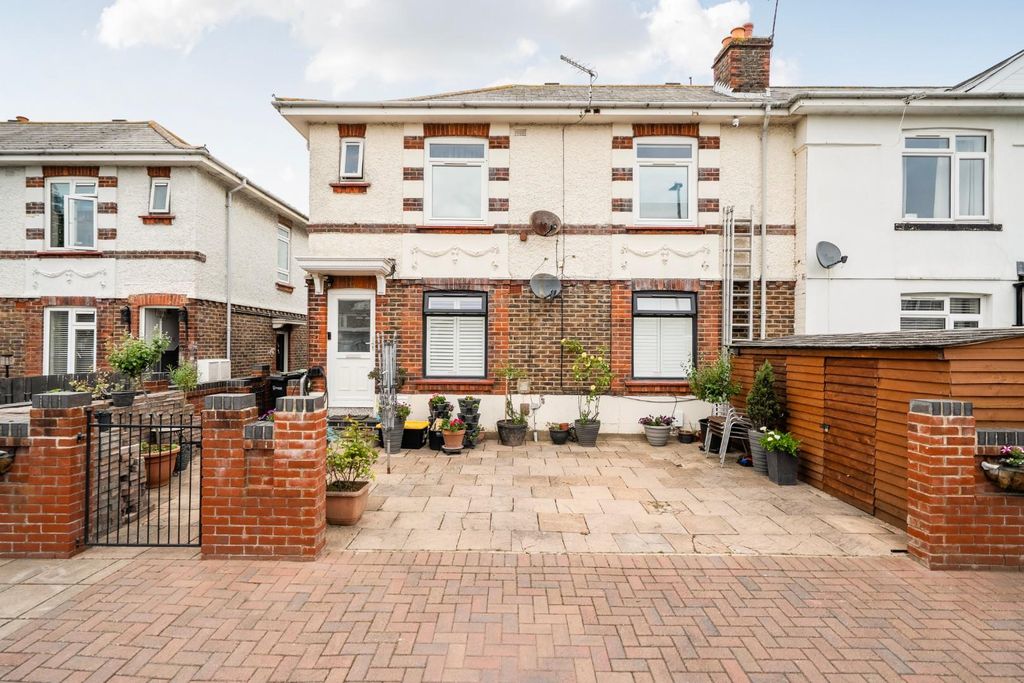 Property photo 1 of 11 1454385-2-69Fa16d8Ac6E2.Jpg