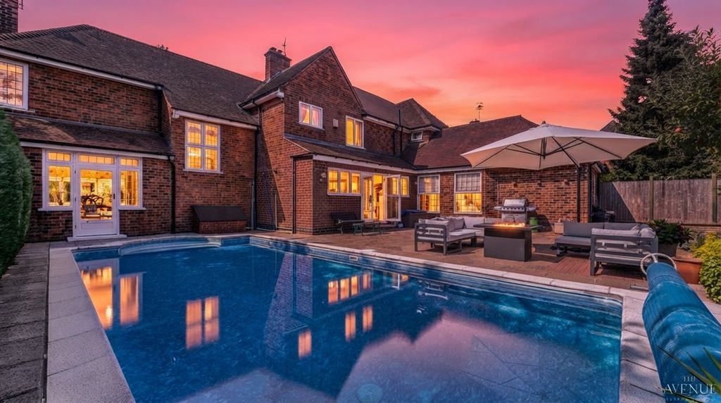 Property photo 2 of 57 5390994