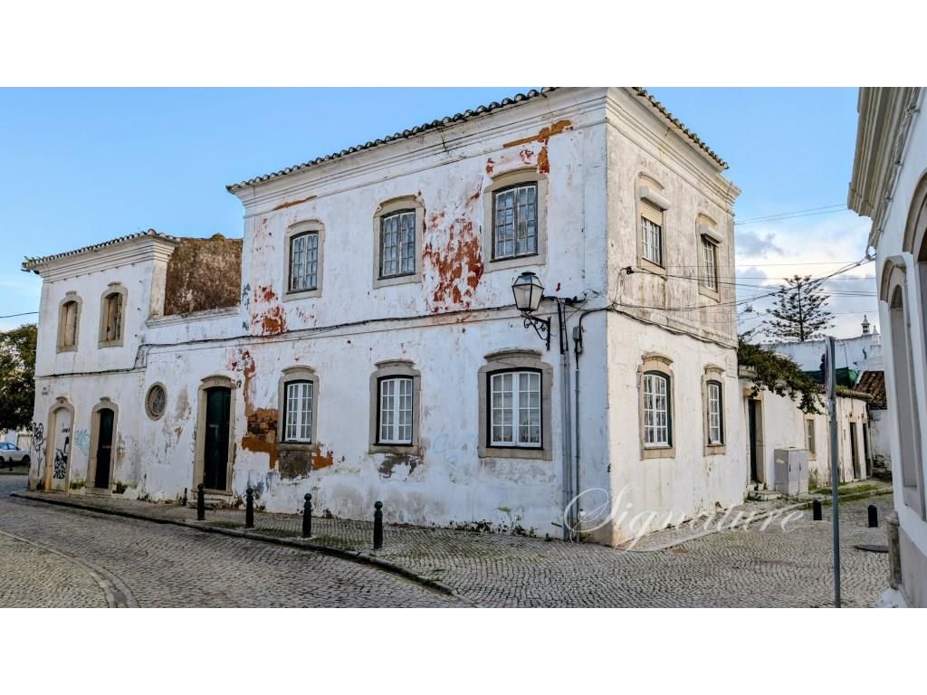 Property photo 1 of 49 Historical Renovation Gem Right In The Center Of São Brás De Alportel