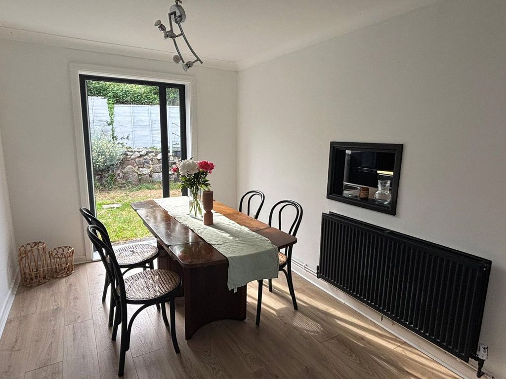 Property photo 3 of 13 Picture No. 09
