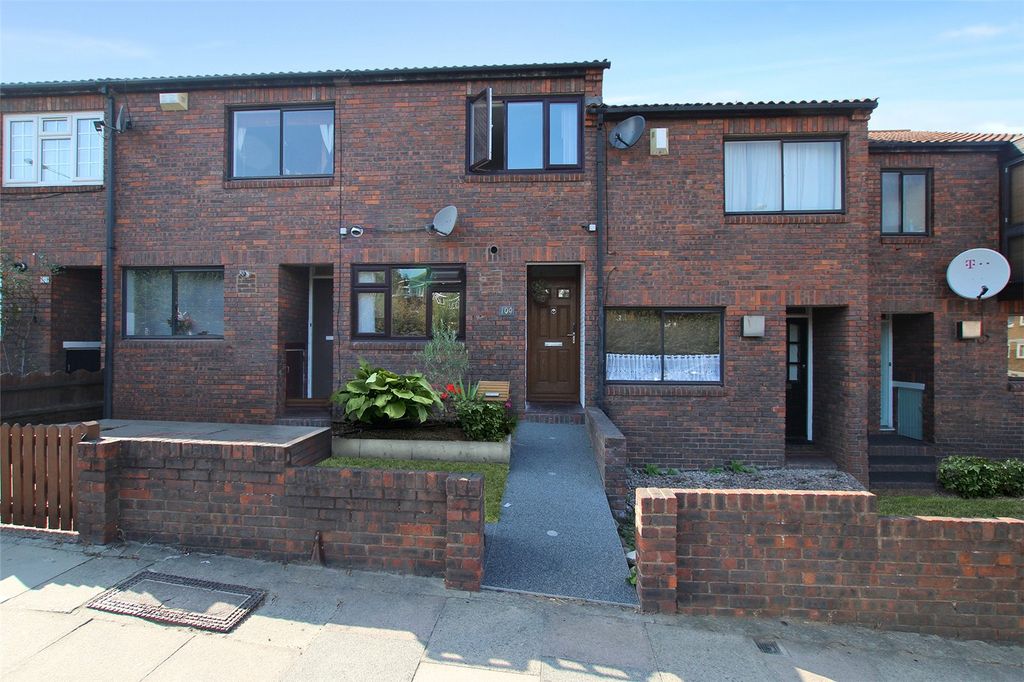 Property photo 1 of 15 External
