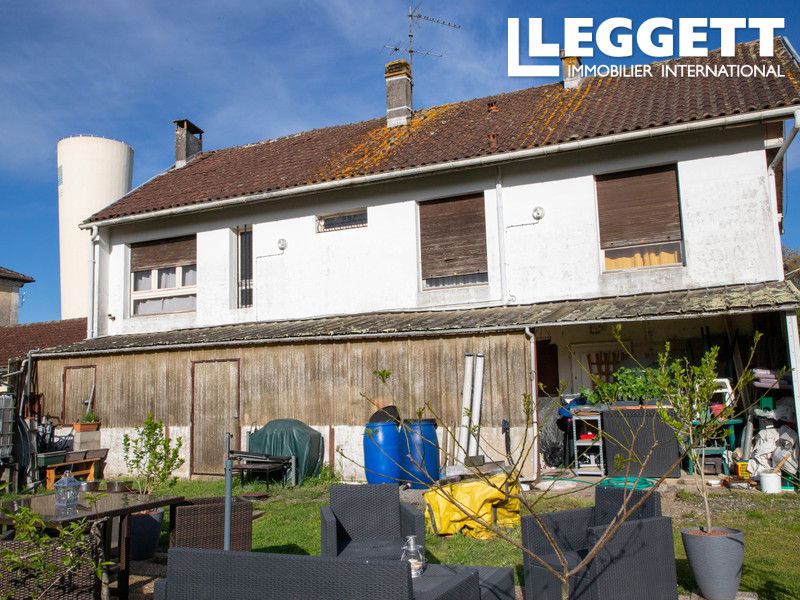 Property photo 2 of 10