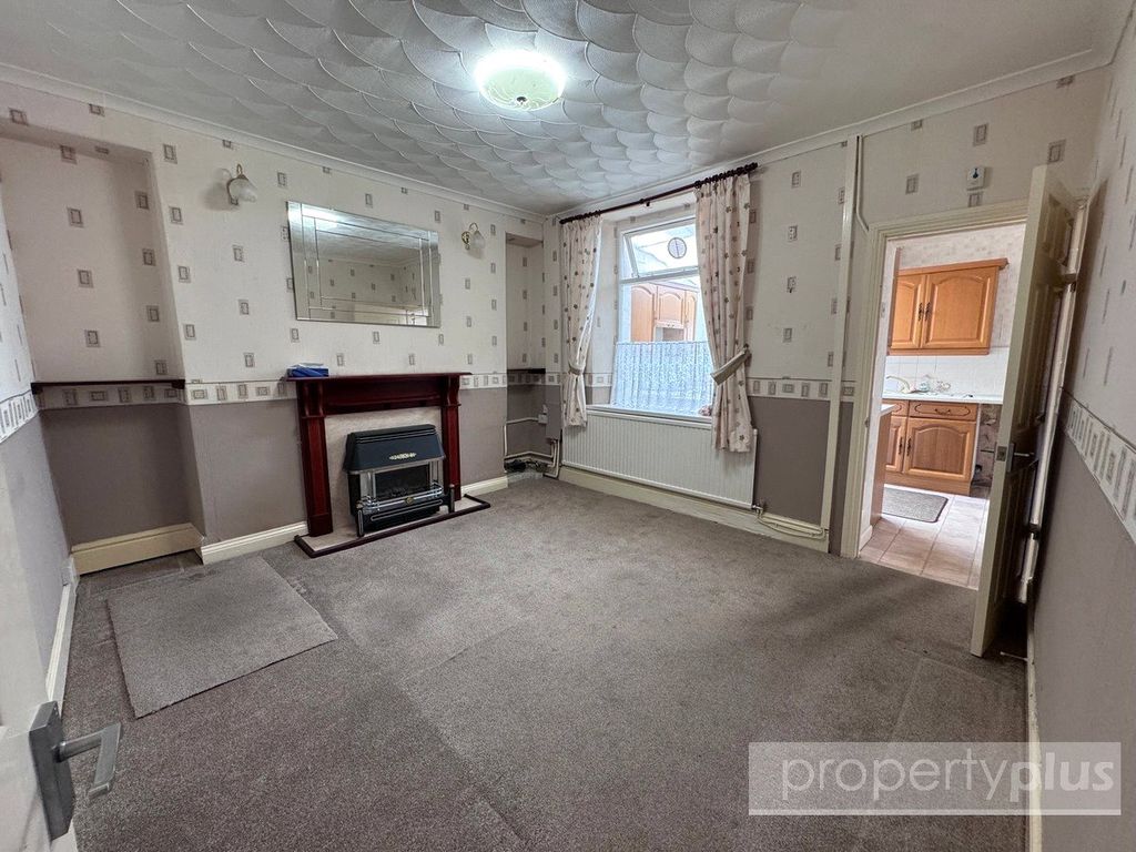 Property photo 2 of 13 Picture No. 08