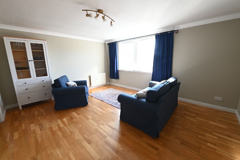 Property photo 3 of 12 Photo 3