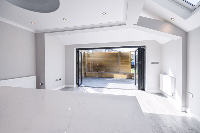 Property photo 2 of 9 Reception