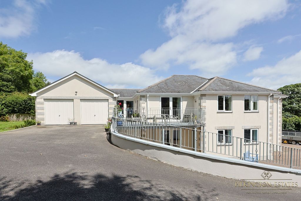Property photo 1 of 24 4272130