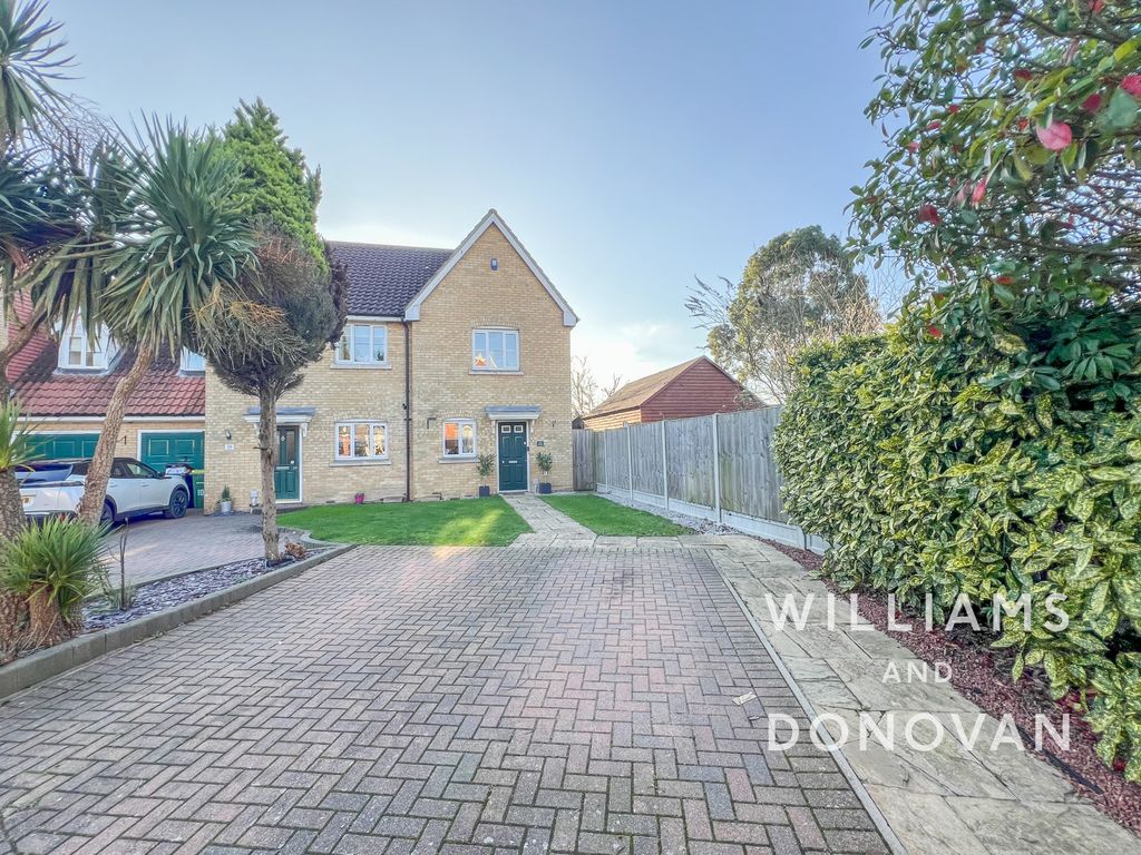 Property photo 1 of 17 Watermark