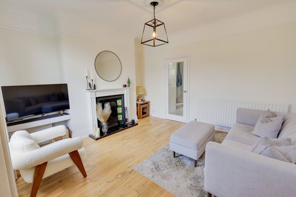 Property photo 2 of 14 Picture No. 06