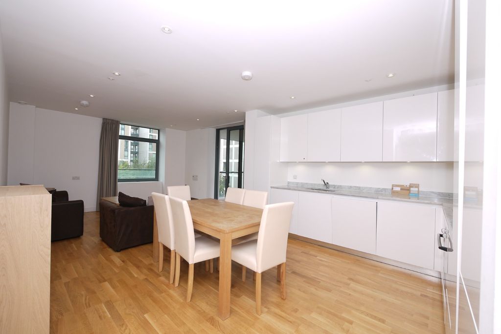 Property photo 3 of 11 4817272