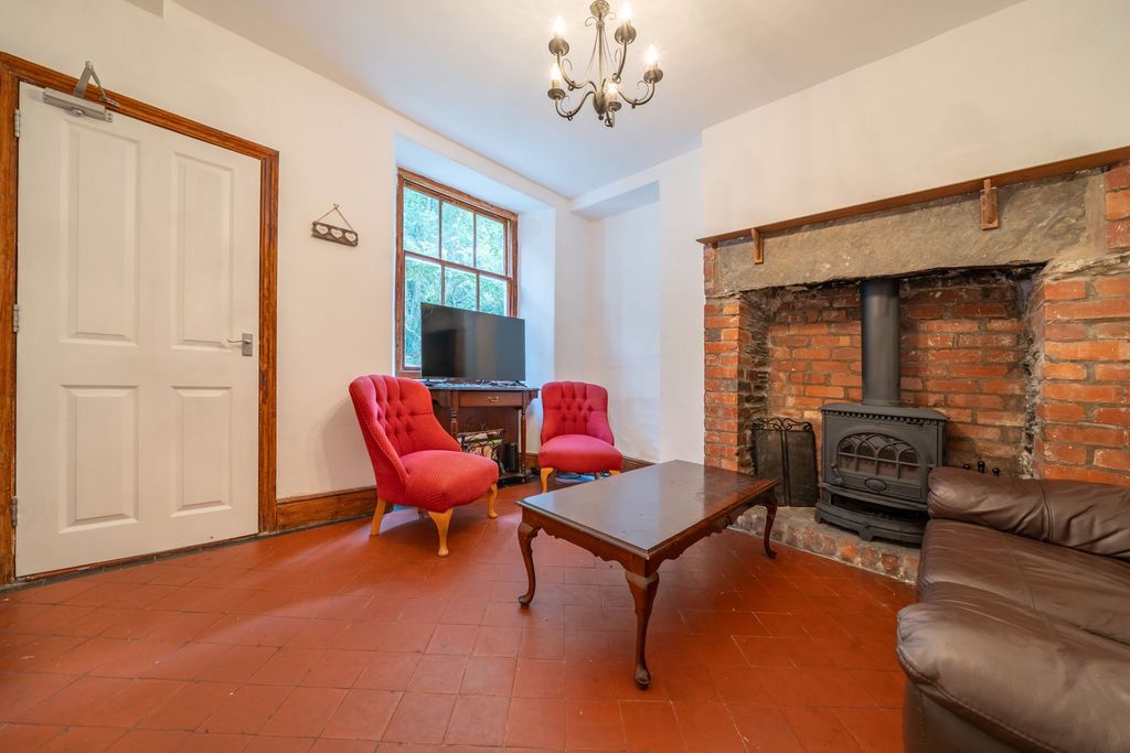 Property photo 2 of 16 Rear Reception Room