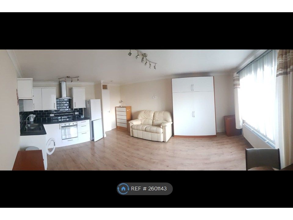 Property photo 3 of 4