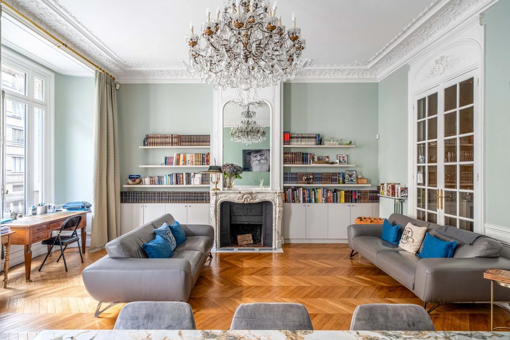 Property photo 2 of 18