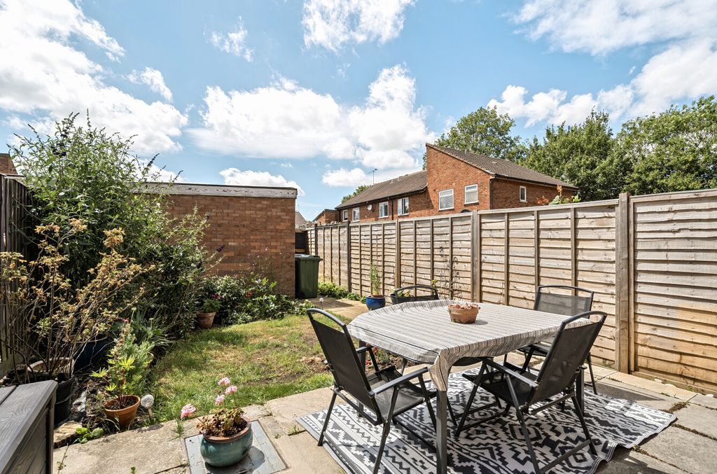 Property photo 2 of 11 13154991685Ea50178F27