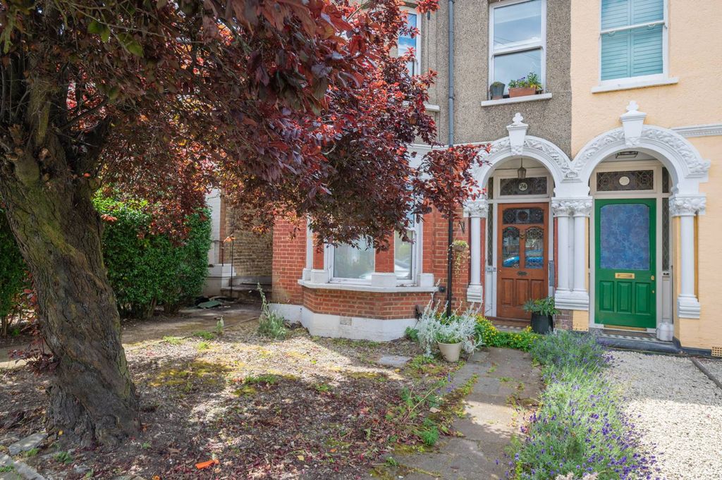 Property photo 2 of 15