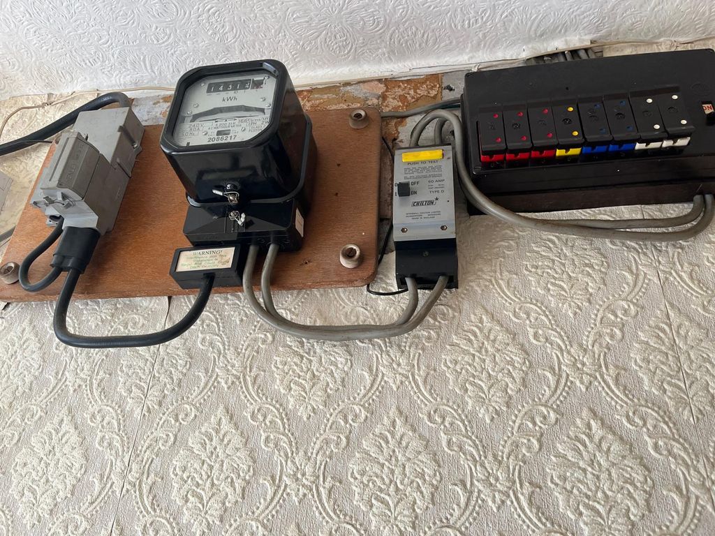 Property photo 3 of 27