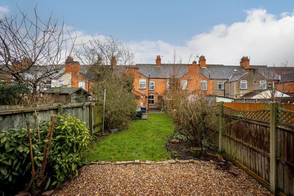 Property photo 2 of 21