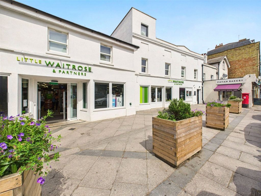 Property photo 1 of 11 Picture No. 13