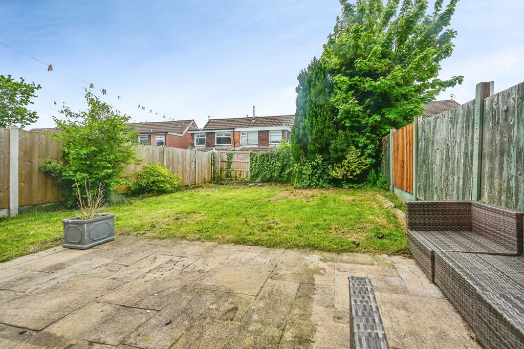 Property photo 3 of 16 Pbox-Img.Jpg