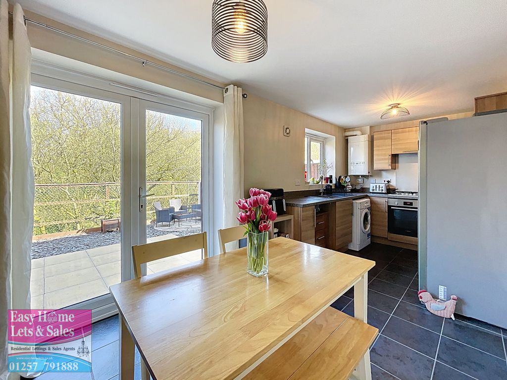 Property photo 3 of 18 Kitchen/Diner