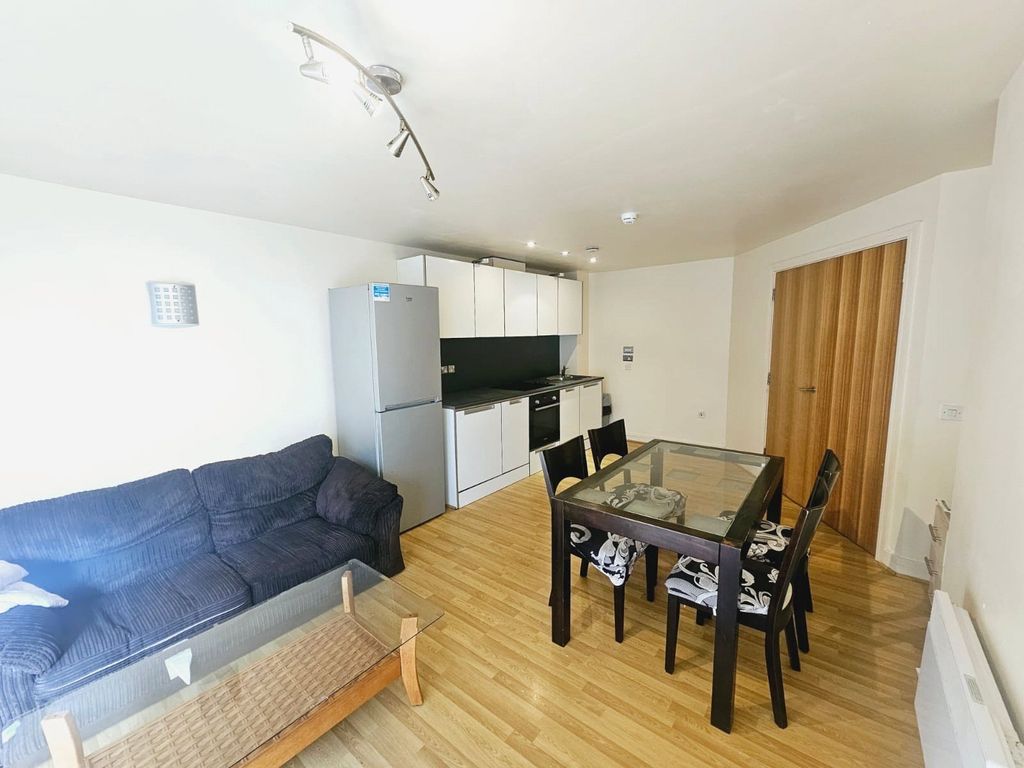 Property photo 3 of 9 Picture No. 25