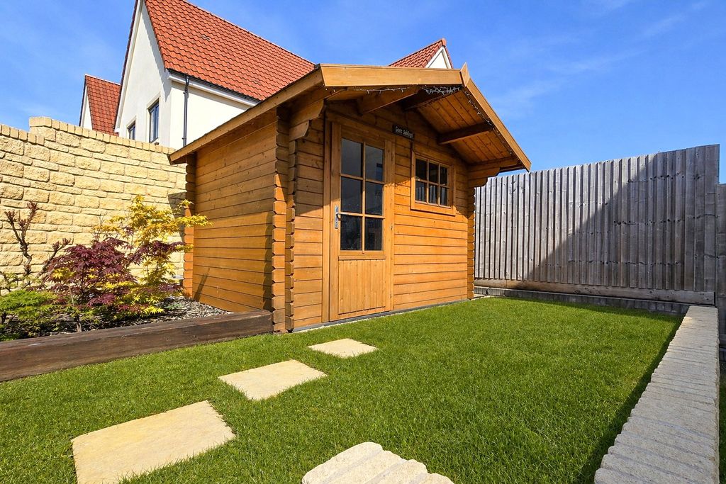 Additional image 10 of 4 bed semi-detached house for saleKingsfield Leaze, Bradford On Avon BA15