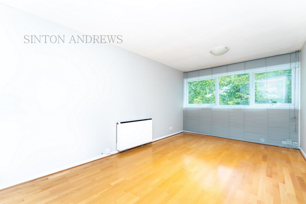 Property photo 2 of 13 Photo 8
