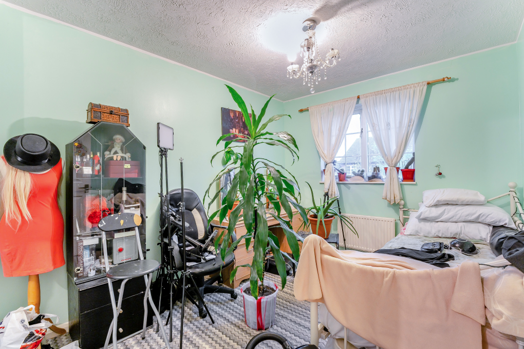 Property photo 3 of 6