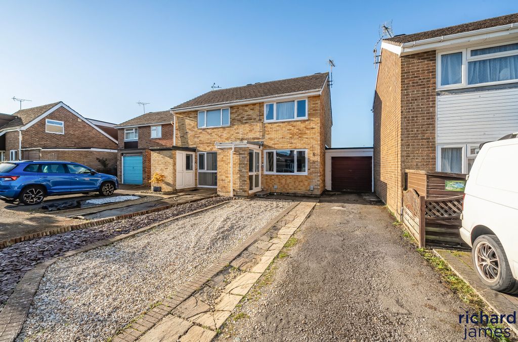 Property photo 1 of 12 0F1270F281ee4dc3835B149A643Bd5F5
