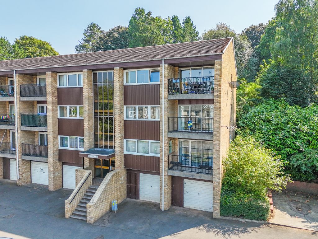 Property photo 1 of 34 Dji_20260717132505_0509_D