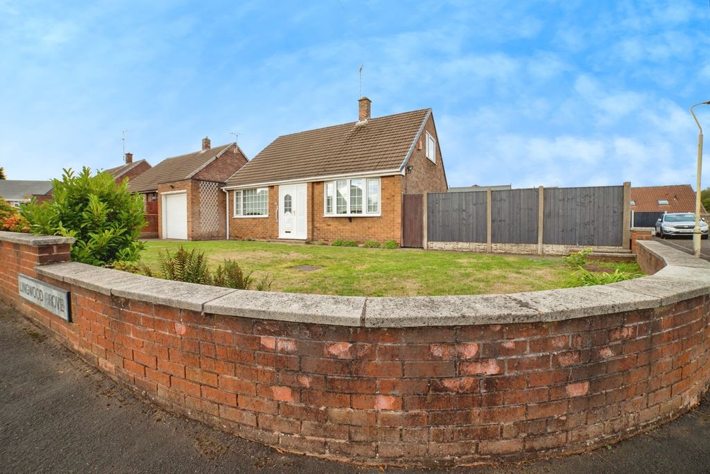 Property photo 1 of 17 Front