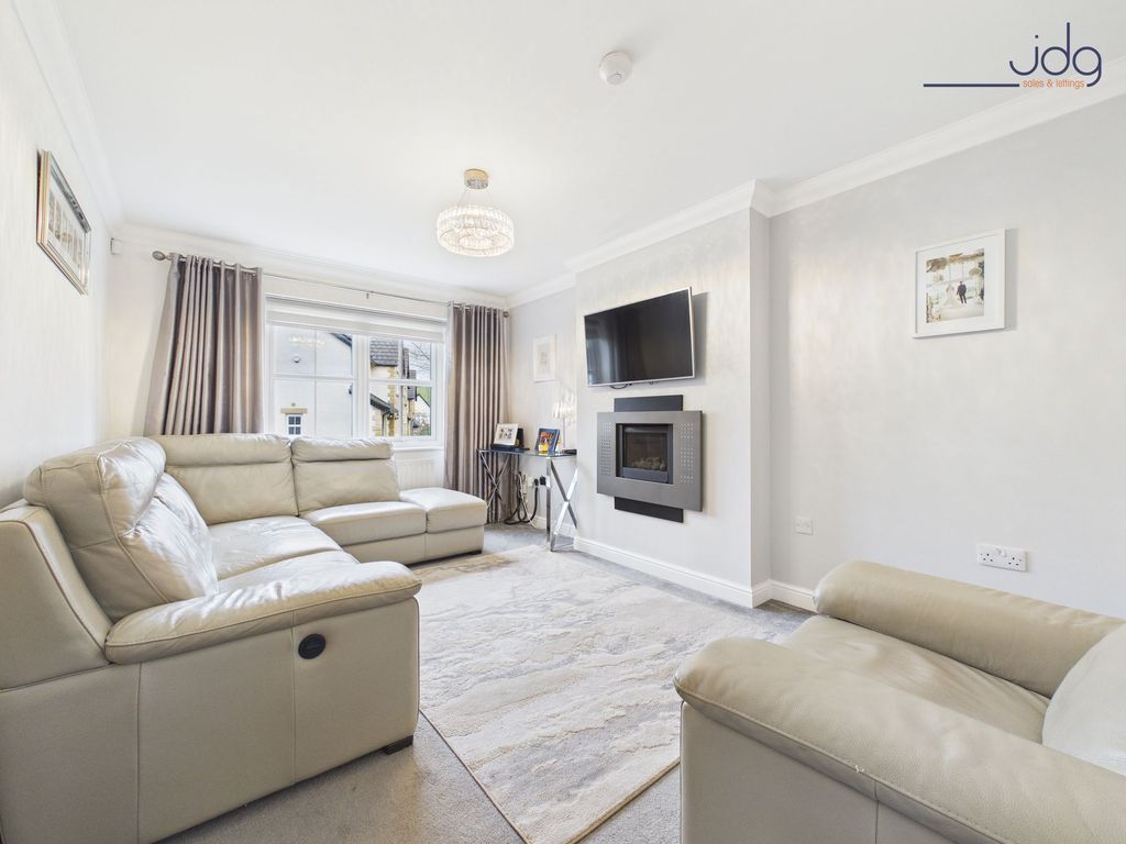 Property photo 2 of 14 Cosy Lounge