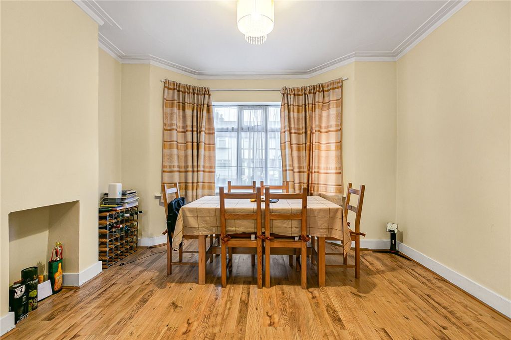 Property photo 2 of 14 Reception Room