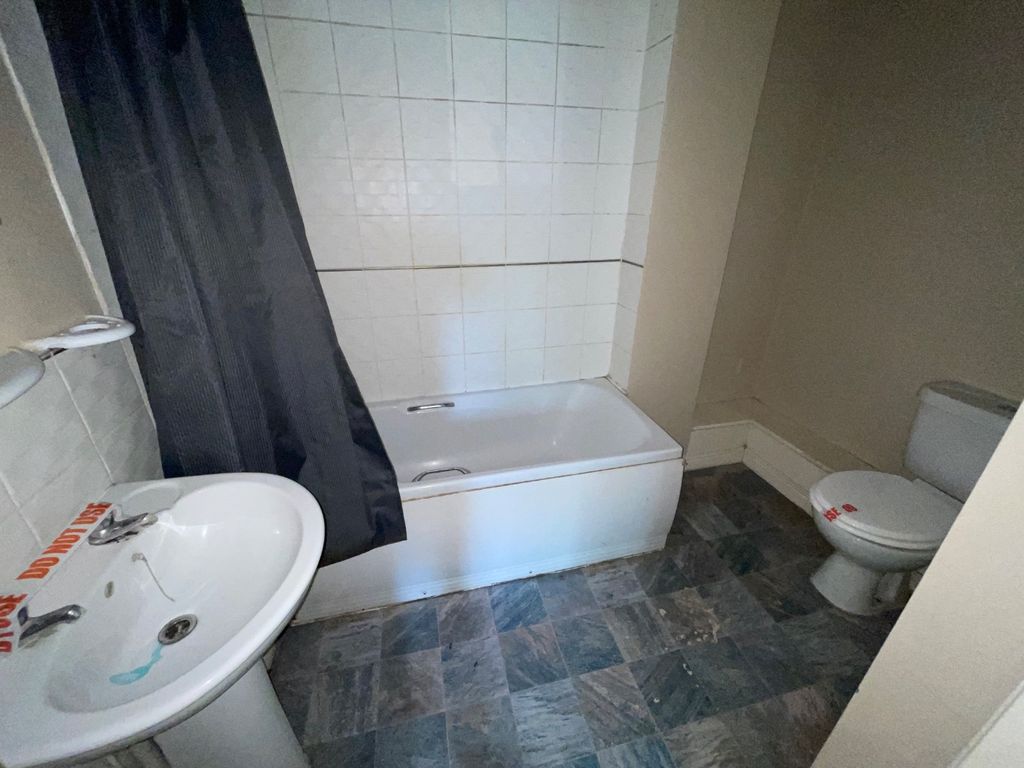 Property photo 3 of 5 5229183