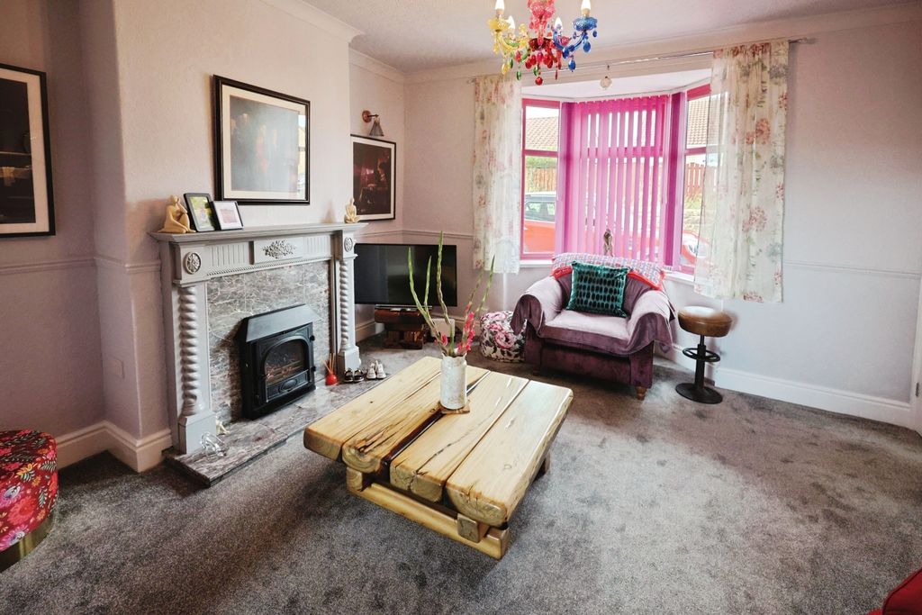 Property photo 2 of 14 Pbox-Img.Jpg