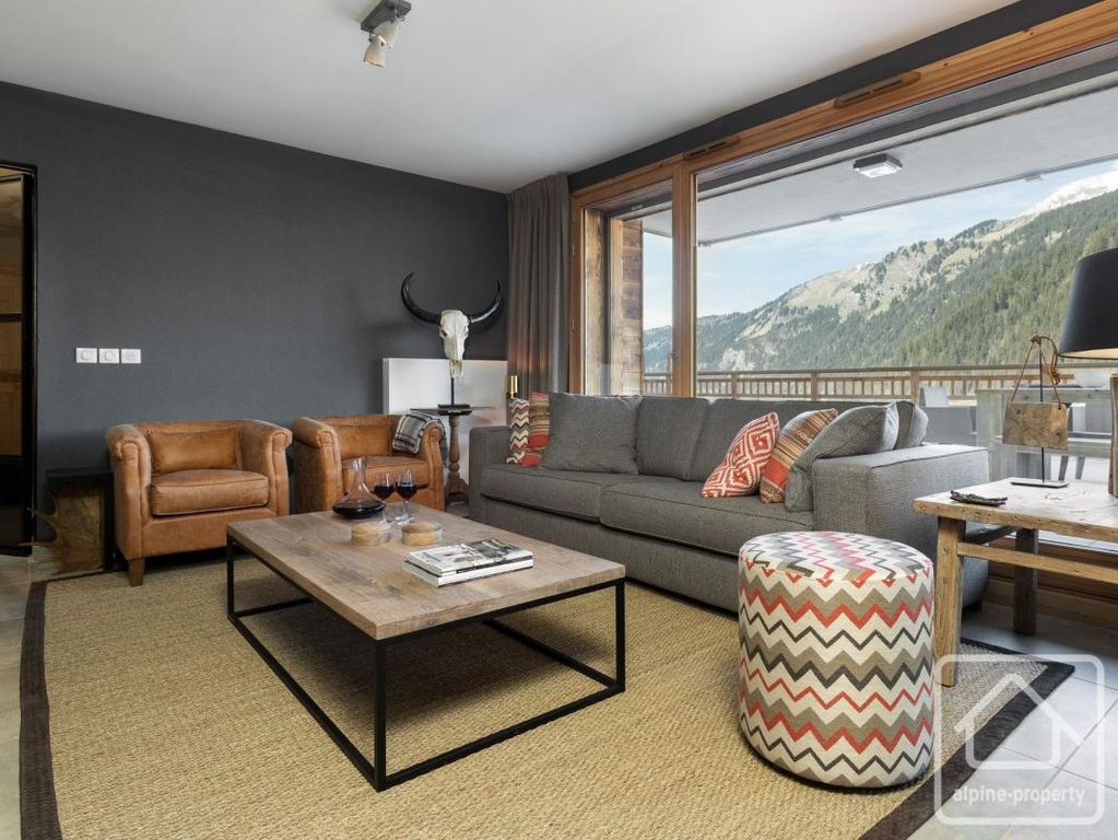 Property photo 2 of 40