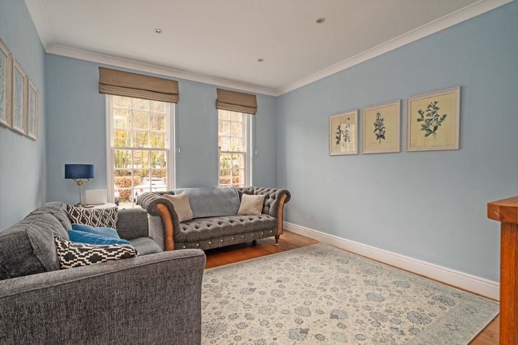 Property photo 3 of 14 Sitting Room