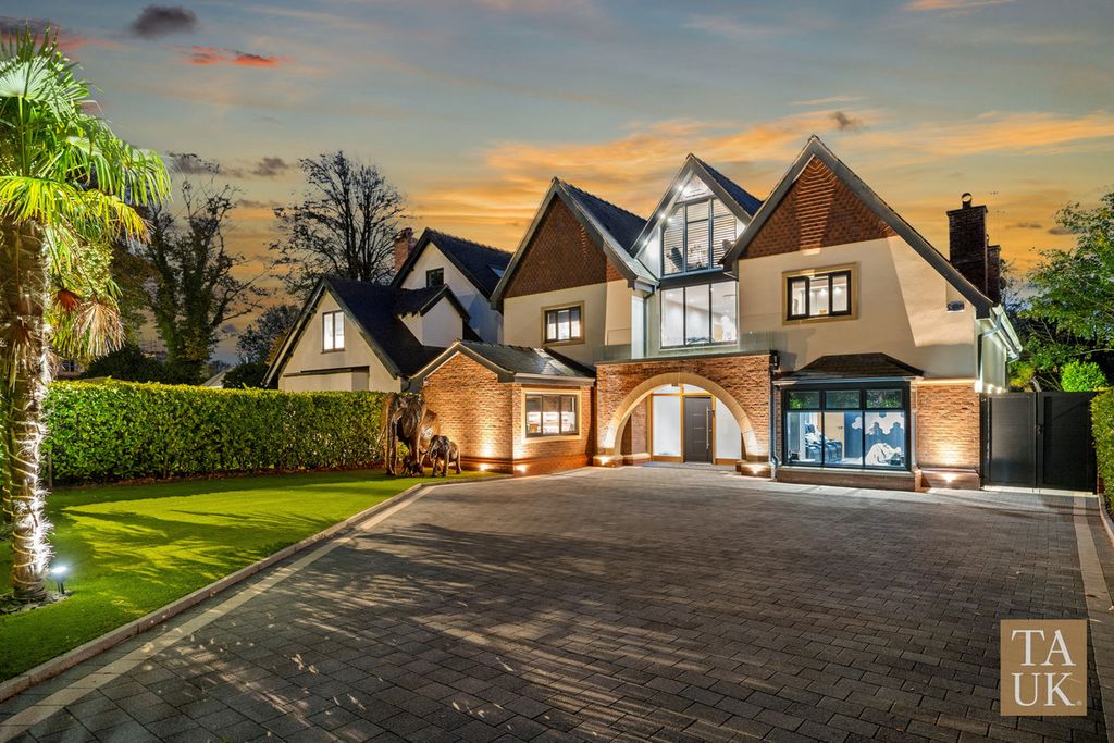 Property photo 1 of 40