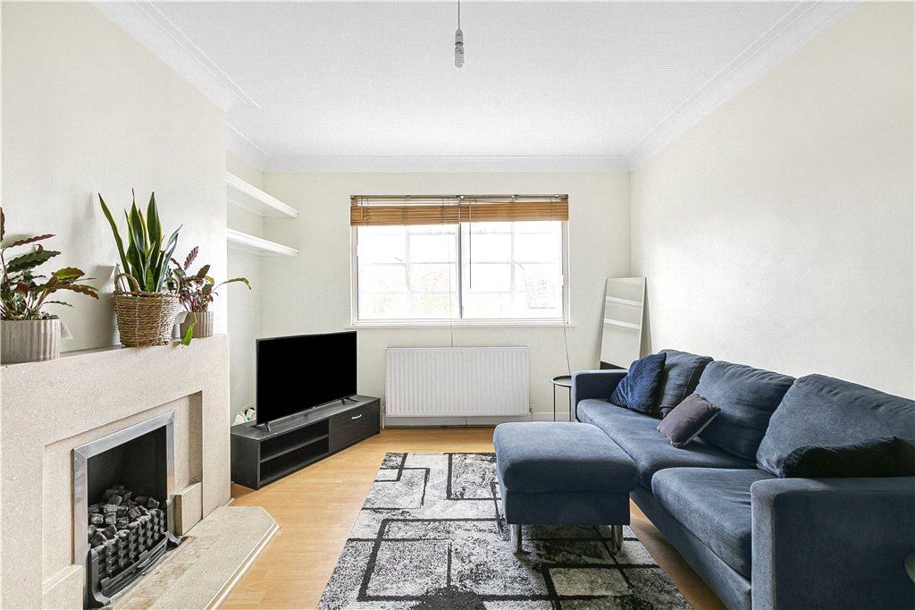 Property photo 3 of 11 Reception Room